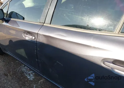 2017 Subaru Impreza 2.0I Premium из США, поврежденный, VIN 4S3GKAB60H3622298